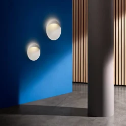 LED-væglampe Flindt, hvid, 3.000 K, Ø 30 cm^Louis Poulsen Clearance