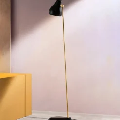 Louis Poulsen VL38 - LED-gulvlampe, sort