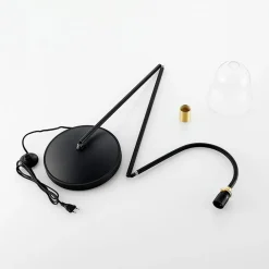 Lucande Anjita gulvlampe, glasskærm