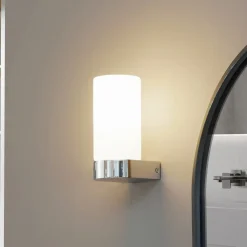 Lucande Væg- Og Spejllamper>Basolo væglampe til badeværelset, krom, højde 17,2 cm, glas