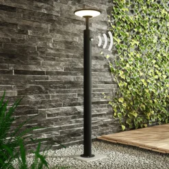 Lucande Fenia LED-vejlampe, 100 cm, sensor, IP54, antracit