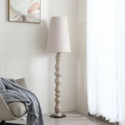 Lucande gulvlampe Lyndorin, beige, keramik, 150 cm