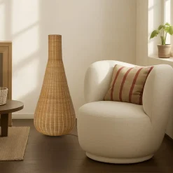 Lucande gulvlampe Takeo, rattan, højde 115 cm, E27