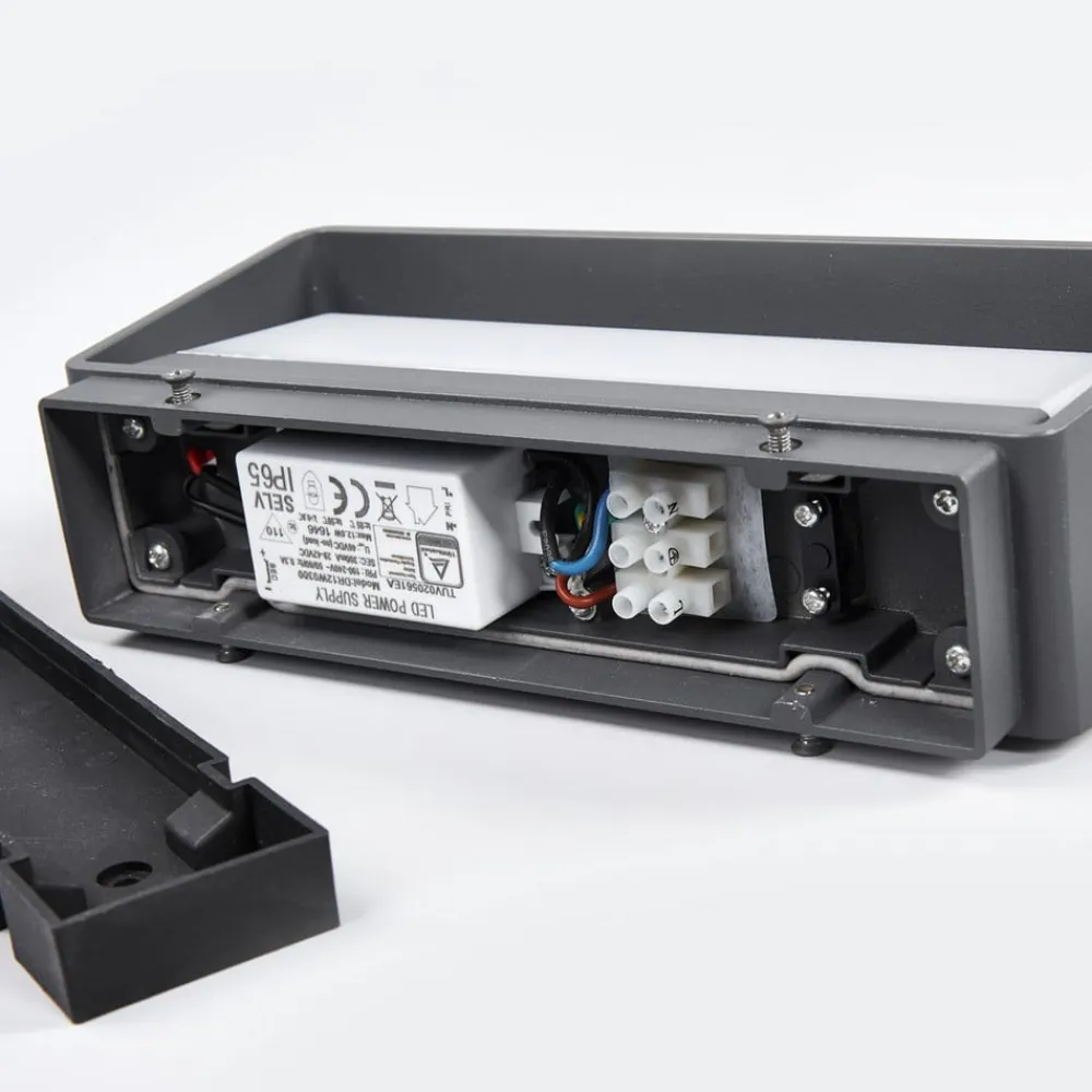 Lucande LED udendørs væglampe Midvig, mørkegrå, kantet, IP65