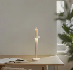 LED-batteridrevet lysestage Lea, vase, beige, 28 cm^Lucande