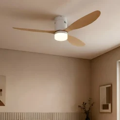 LED-loftventilator Kayu, hvid/træ, DC, 132 cm^Lucande