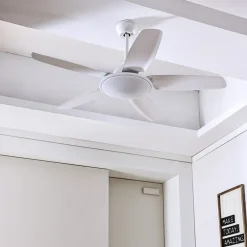 Lucande LED-loftventilator Divian, hvid, DC, støjsvag, CCT