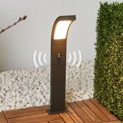 LED-pullert Juvia, 60 cm, bevægelsessensor, IP54^Lucande Discount