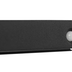 Lucande LED-solcelle-væglampe Tavon, kantet, sort, sensor