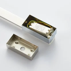 Lucande LED-væglampe til badeværelset Julie, 32 cm høj, krom, IP44