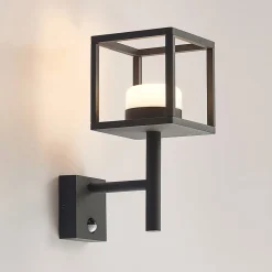 Timio udendørs væglampe, uplight, sensor, GX53, IP44^Lucande Clearance