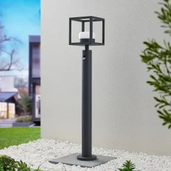 Lucande Gadebelysning>Timio vejlampe, 85 cm, bevægelsessensor, GX53, IP44