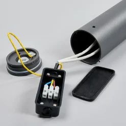 Lucande Tomas LED-vejlampe, 75 cm, mørkegrå, IP54