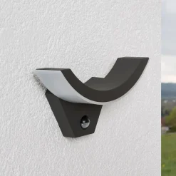 Lucande udendørs LED-væglampe Halv, sensor, antracit, IP54