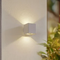 Lucande udendørs LED-væglampe Aaron, hvid, IP54, op/ned