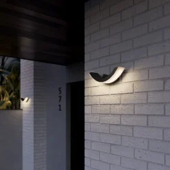 Lucande udendørs LED-væglampe Half, 30 cm, antracit, IP54