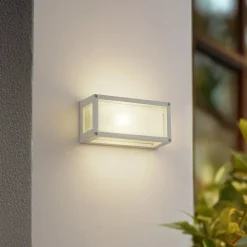 Lucande udendørs væglampe Aurelien, hvid, glas, 12,5 cm, IP54