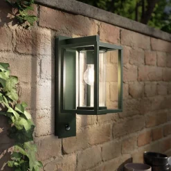 Lucande Væglampe Med Sensor|Terrassebelysning>udendørs væglampe Ferda, sensor, hængende, grøn, IP44