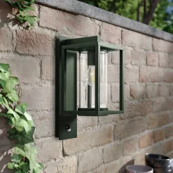 Lucande Væglampe Med Sensor|Terrassebelysning>udendørs væglampe Ferda, sensor, hængende, grøn, IP44