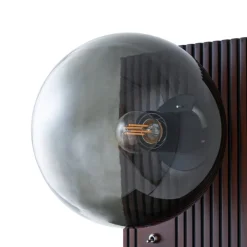 Lucande væglampe Veloura, højde 30 cm, glas, træ, USB