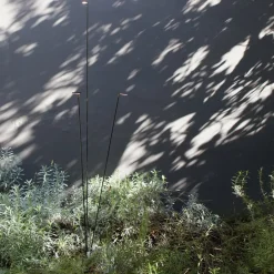 LED-vejlampe Flia, 3 lyskilder, sort, plast^Luceplan Online