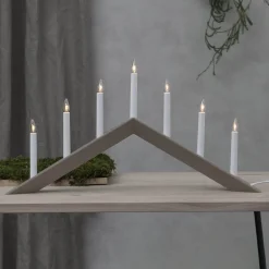 STAR TRADING Lysestage Arrow, flad, 7-flamme, hvid