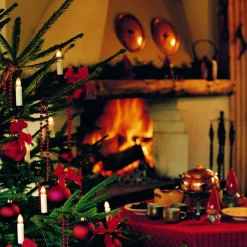 Konstsmide Christmas Lyskæde til træ, med 25 lys, 13,6 m, delbart stik