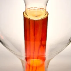 LZF Eris LED-bordlampe glas aluminium/kirsebær^LZF LAMPS Online