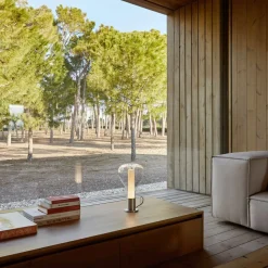 LZF LAMPS Bæredygtige Lamper>LZF Eris LED-bordlampe, glas, aluminium/elfenben