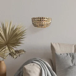 Maytoni Væglamper>Basfor væglampe med flot krystalvedhæng