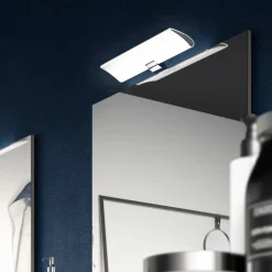 Ebir Miracle LED-spejllampe i krom, bredde 30 cm