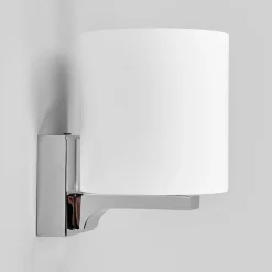 Miriam væglampe til badeværelset med IP44^ORION Clearance
