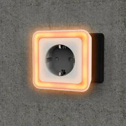 Müller-Licht Müller Licht Misam LED-stikkontaktlampe med sensor