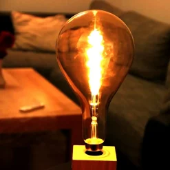 Müller Licht white LED-pære E27 4,9 W guld^tint Best