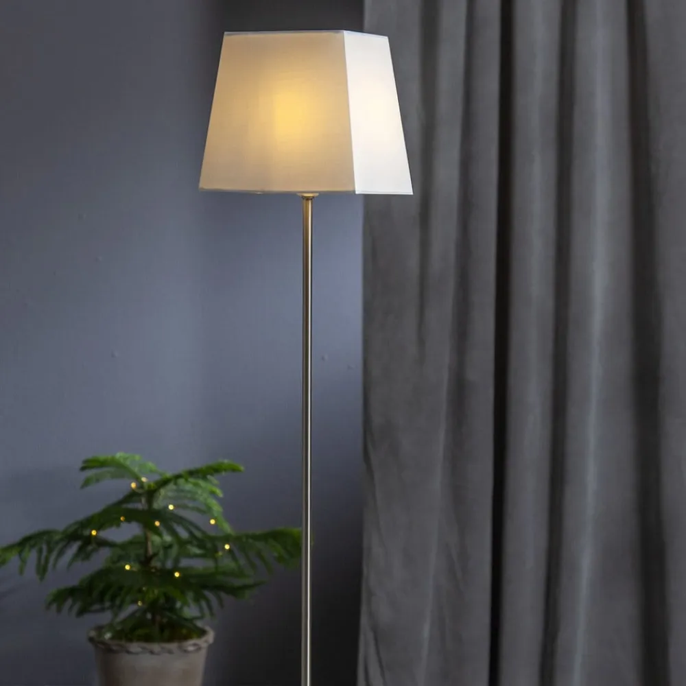 STAR TRADING Dekorationsbelysning>Moa dekorationslampe, stjerne + skærm, fod af eg