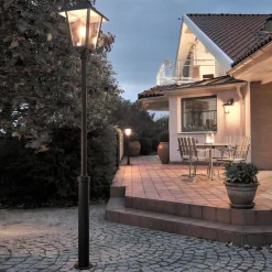 Konstsmide Lygtepæle>Moderne lygtepæl "Benu"