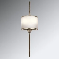 KICHLER Mona LED-væglampe, IP44, højde 55,9 cm, fortinnet