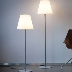 MORIS - dekorativ udendørs gulvlampe, 150 cm^Helestra Hot