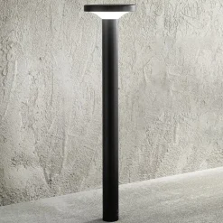 MyWhite_Bond LED-gadelampe i moderne sort^Linea Light Outlet