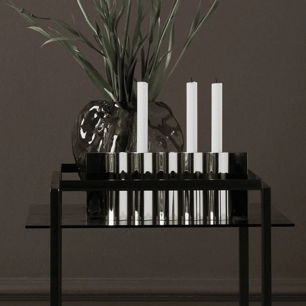 New Works Møbel Og Interiør>Lysestage Ripply, bredde 33 cm, stål