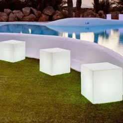 solcellelampe Cuby cube, højde 43 cm^Newgarden Hot