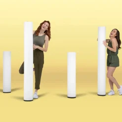 Newgarden vejlampe Fity, højde 160 cm, 6.500 K