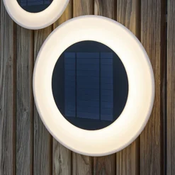 Newgarden Wally LED-solcellelampe til vægmontering, Ø 39 cm