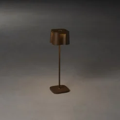 Konstsmide Nice LED-dekorationslampe, USB-ladeport, rust
