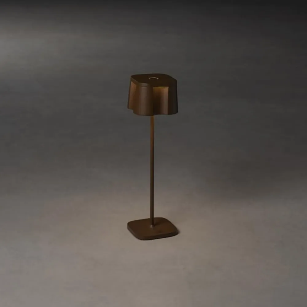 Konstsmide Nice LED-dekorationslampe, USB-ladeport, rust