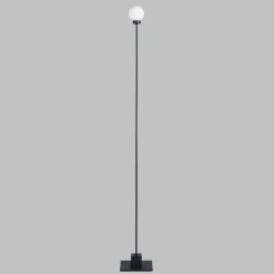 Northern gulvlampe Snowball, sort