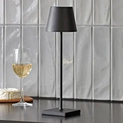 Sigor Dekorationsbelysning|Terrassebelysning>Nuindie LED genopladelig bordlampe, USB-C, sort, IP54, dæmpbar