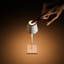 Sigor Nuindie pocket LED genopladelig bordlampe, sort, IP54, dæmpbar