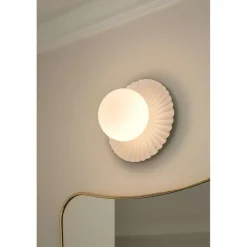 Nuura Aps Væg- Og Spejllamper|Væglamper><noscript><img width=