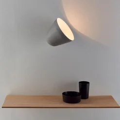 NYTA Væglamper><noscript><img width=